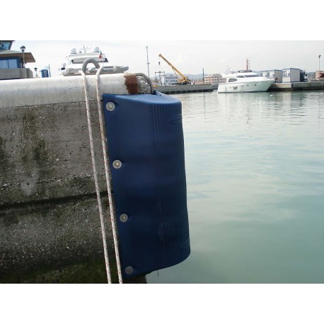 Corner profile fender for docks and piers INMARE