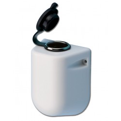 Cigarettändaruttag med kåpa och lock