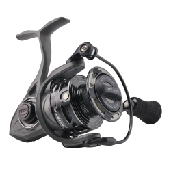PENN Clash II 4000 spinning reel