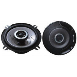 Pair of pioneer speakers - 130w