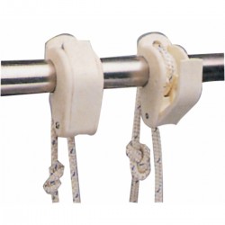 Valkoinen muovinen lokasuojan pidike