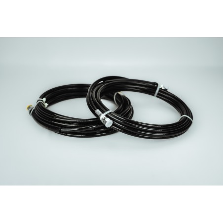 Hydrauliikkaputkipari liittimineen