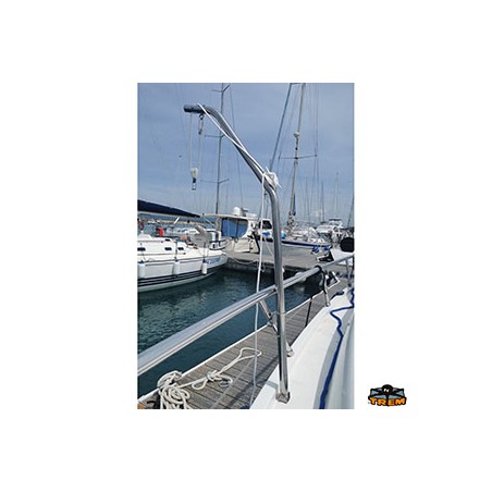 Davit for påhengsmotorer opptil 55 kg.