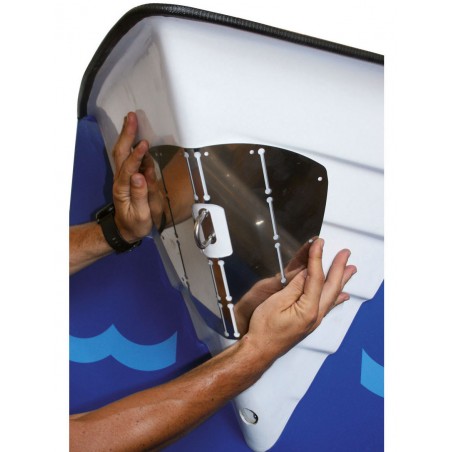 Manuaalisesti muovattava ruostumattomasta teräksestä valmistettu keulasuoja, 320x277 mm. - Trem