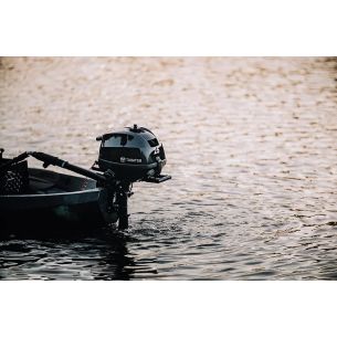 Tohatsu MFS 2,5 hk påhengsmotor med intern tank og rorkultstyring 2