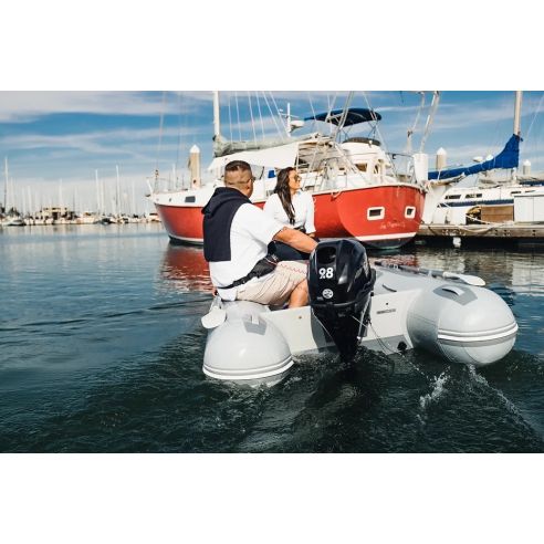 Tohatsu MFS 9.8 hp outboard motor electric start and remote control drive
