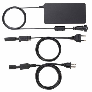 180 W akkulaturi Travel/Travel XP/Ultralight -laitteille - Torqeedo